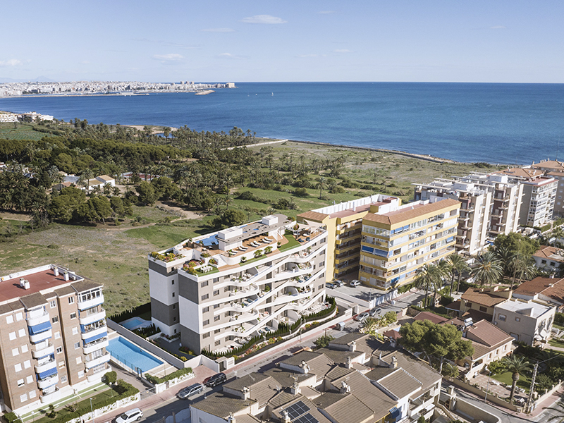 Apartamenty z widokiem na morze w Punta Prima, zaledwie 300 m od plaży