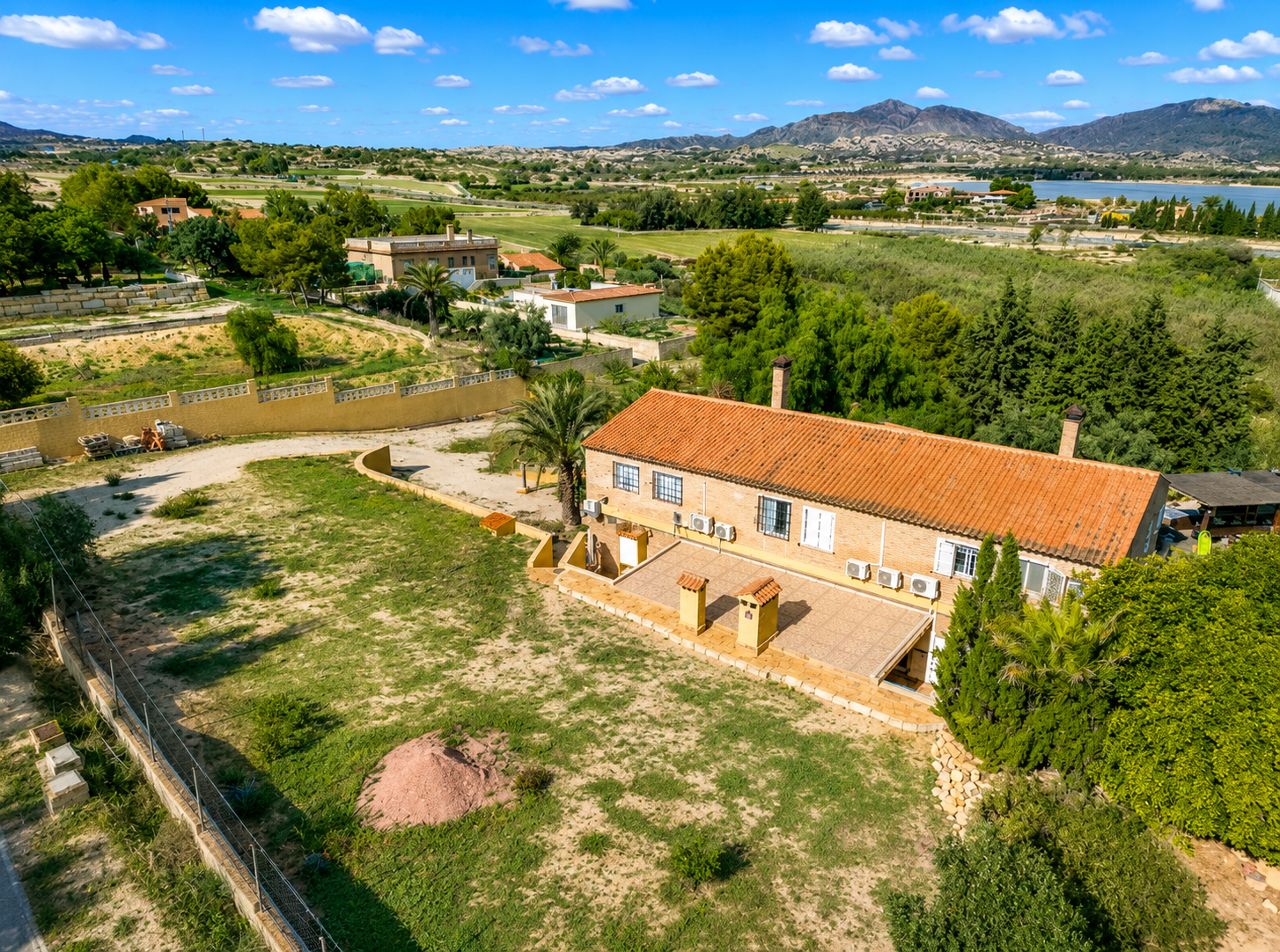 Exclusive villa on the Costa Blanca, El Rebolledo - thumbnail 56