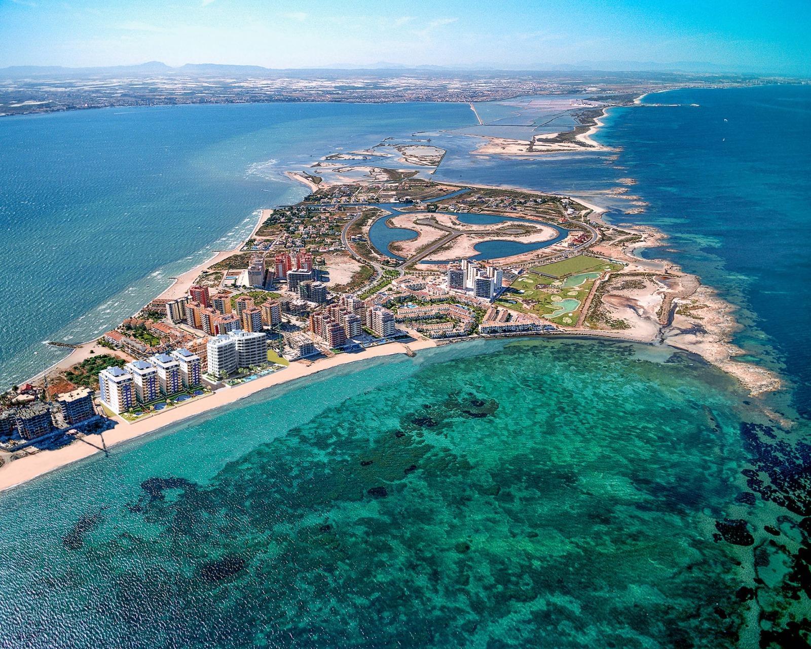 121462-Front line beach apartments in La Manga del Mar Menor