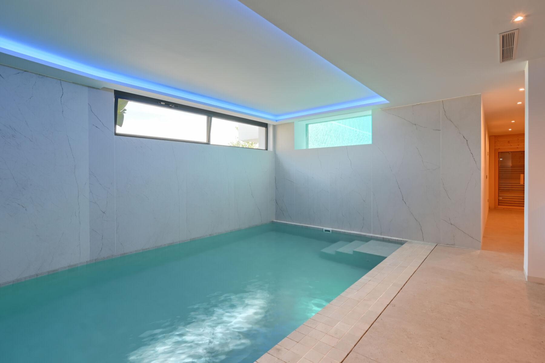 Exclusive luxury villa just steps from the sea in Moraira - thumbnail 14