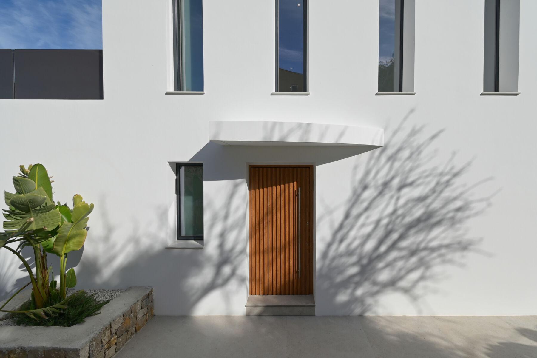 Exclusive luxury villa just steps from the sea in Moraira - thumbnail 17
