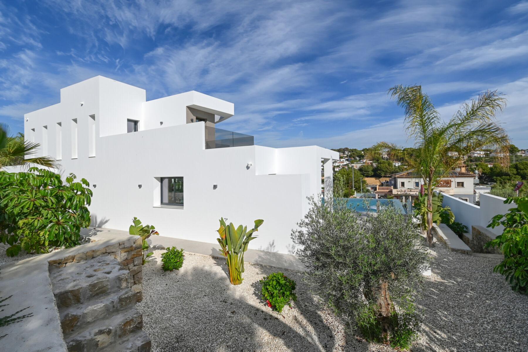 Exclusive luxury villa just steps from the sea in Moraira - thumbnail 19