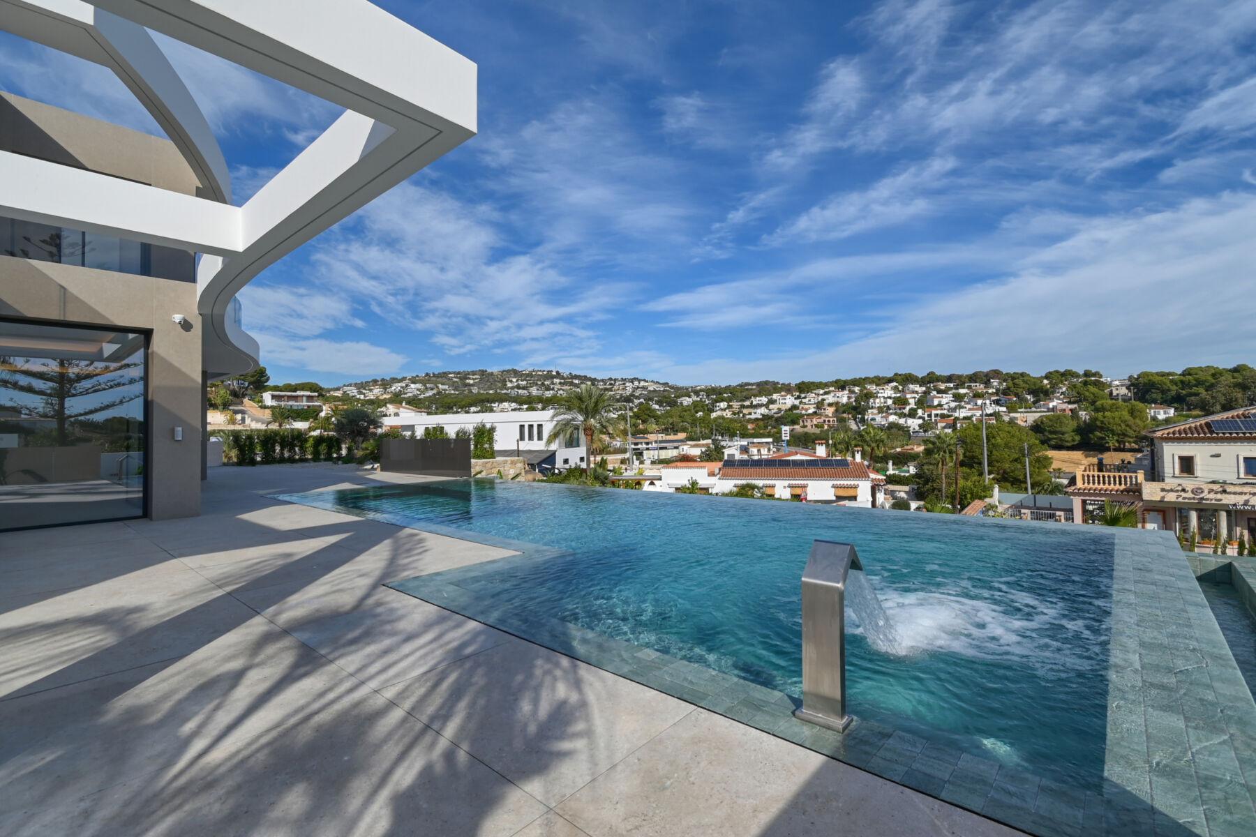 Exclusive luxury villa just steps from the sea in Moraira - thumbnail 22