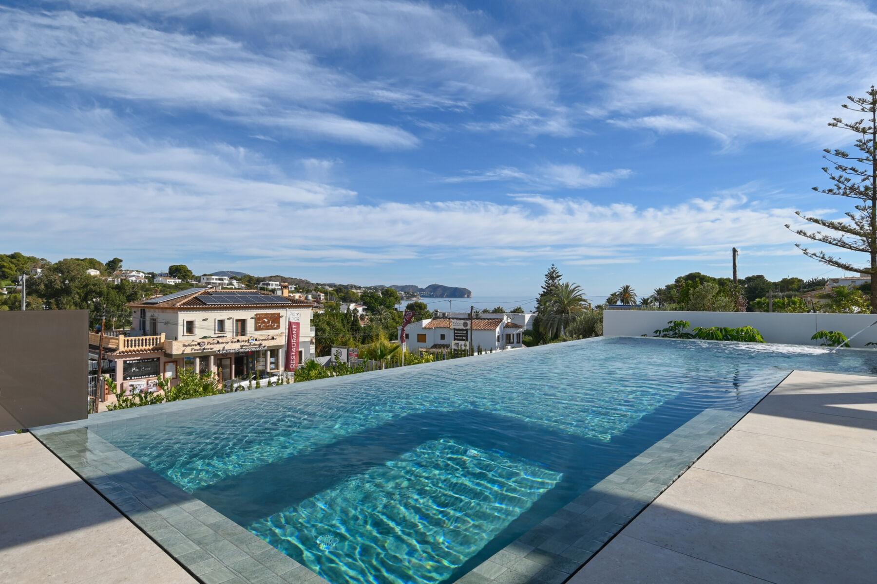 Exclusive luxury villa just steps from the sea in Moraira - thumbnail 24