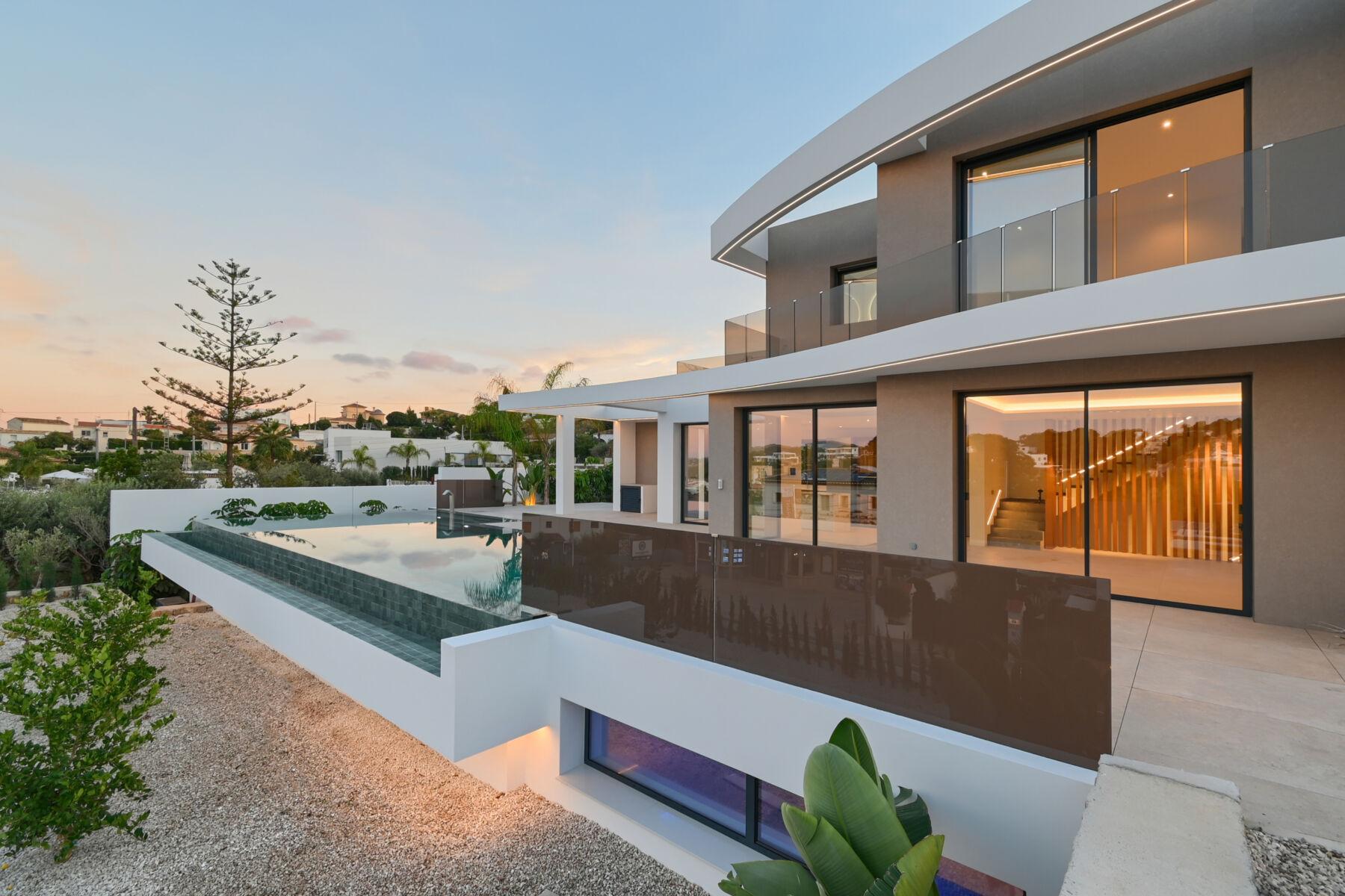 Exclusive luxury villa just steps from the sea in Moraira - thumbnail 50