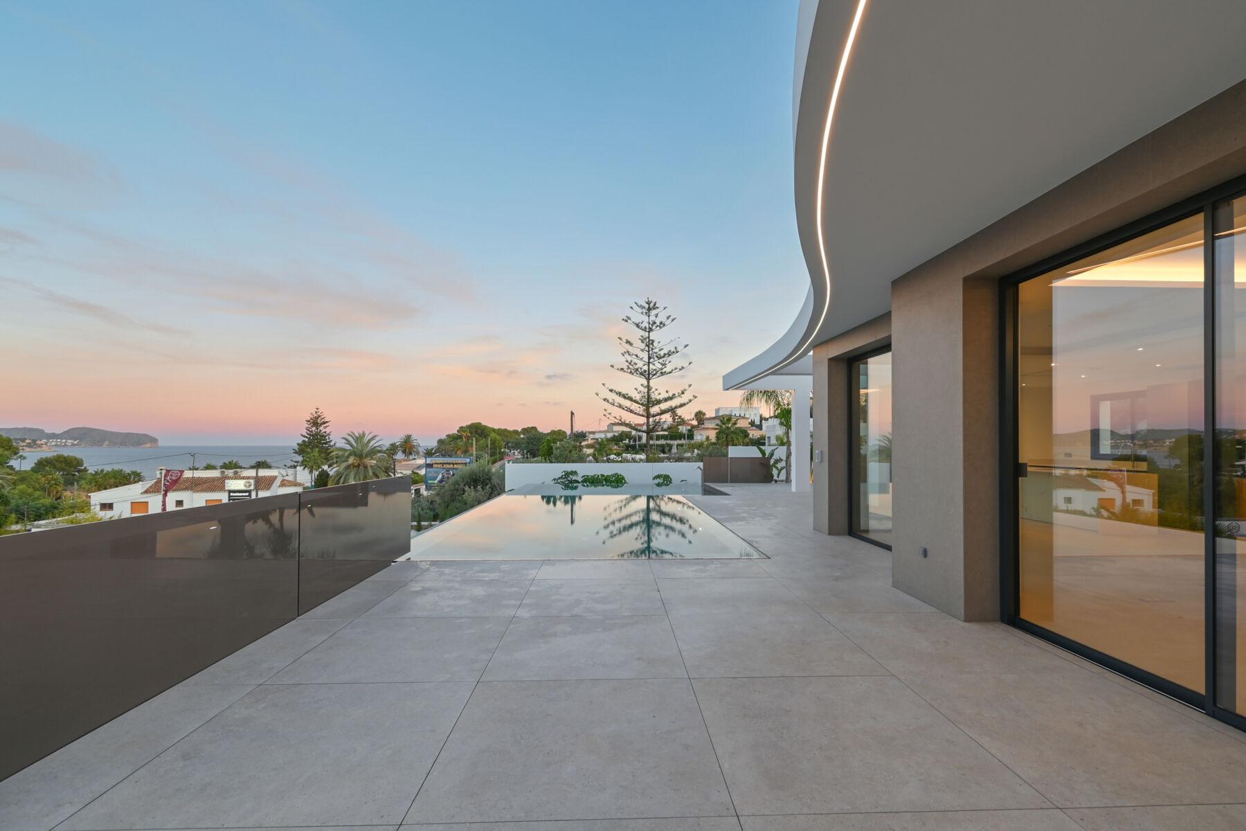 Exclusive luxury villa just steps from the sea in Moraira - thumbnail 51