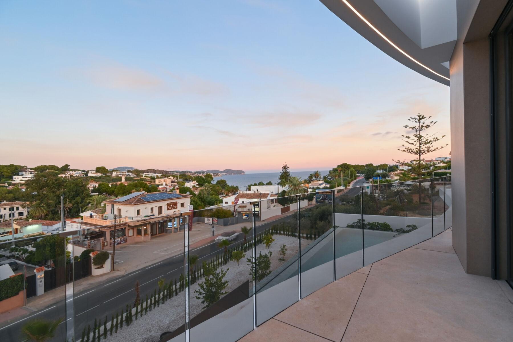 Exclusive luxury villa just steps from the sea in Moraira - thumbnail 52