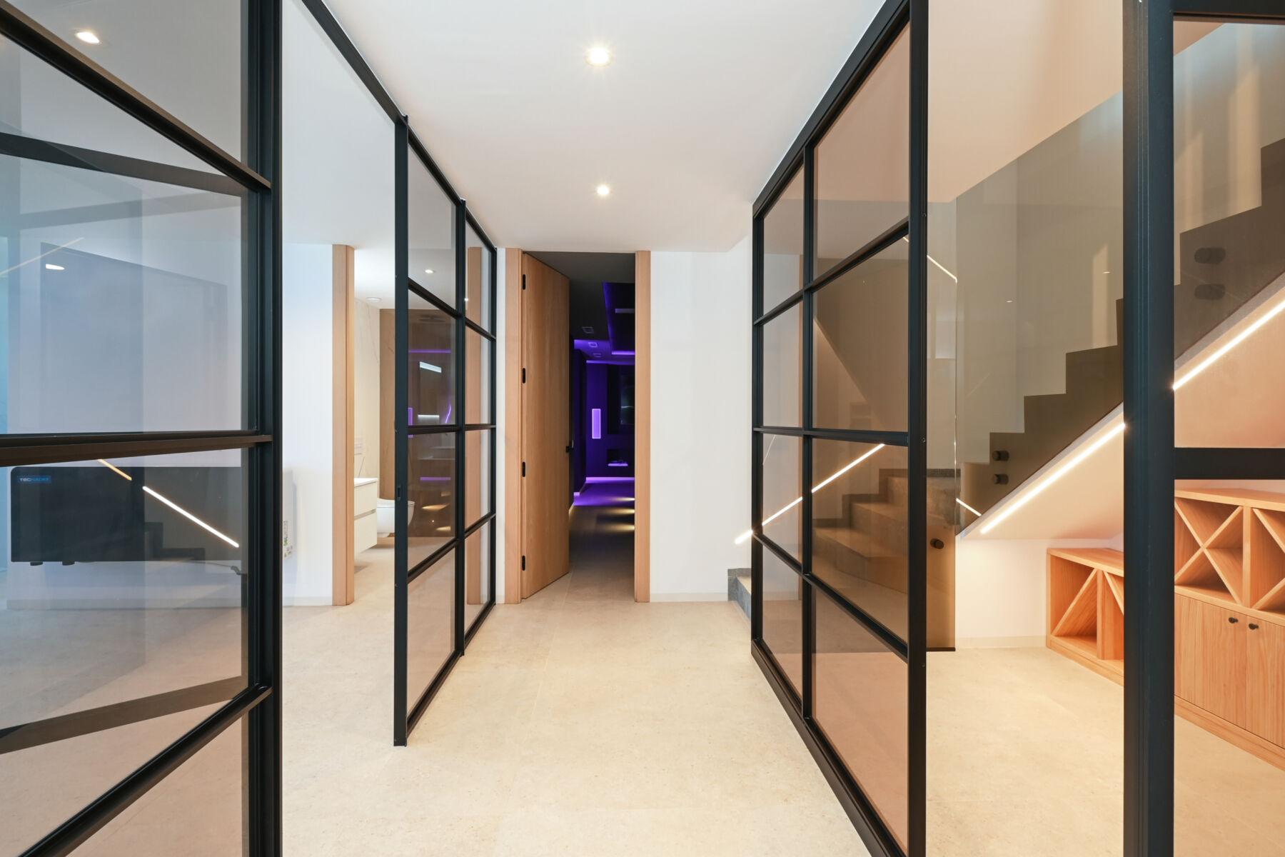 Exclusive luxury villa just steps from the sea in Moraira - thumbnail 10