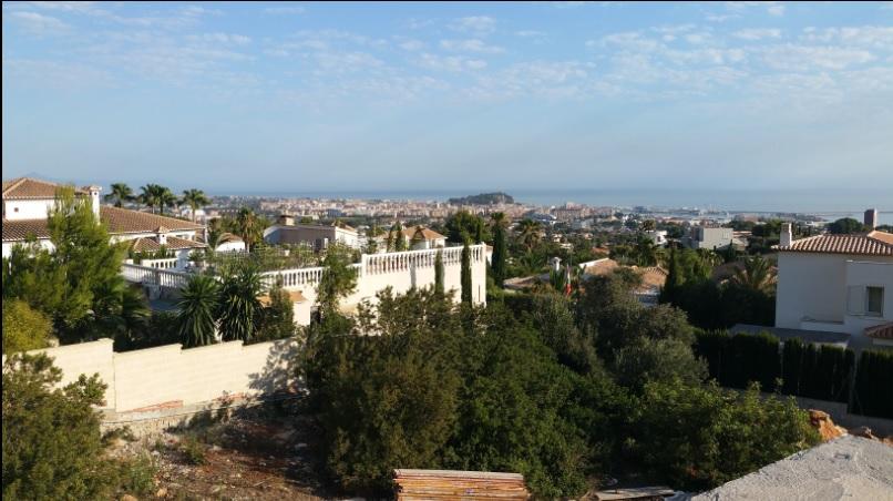 New-build villa with sea views in one of the best areas of Dénia - thumbnail 2