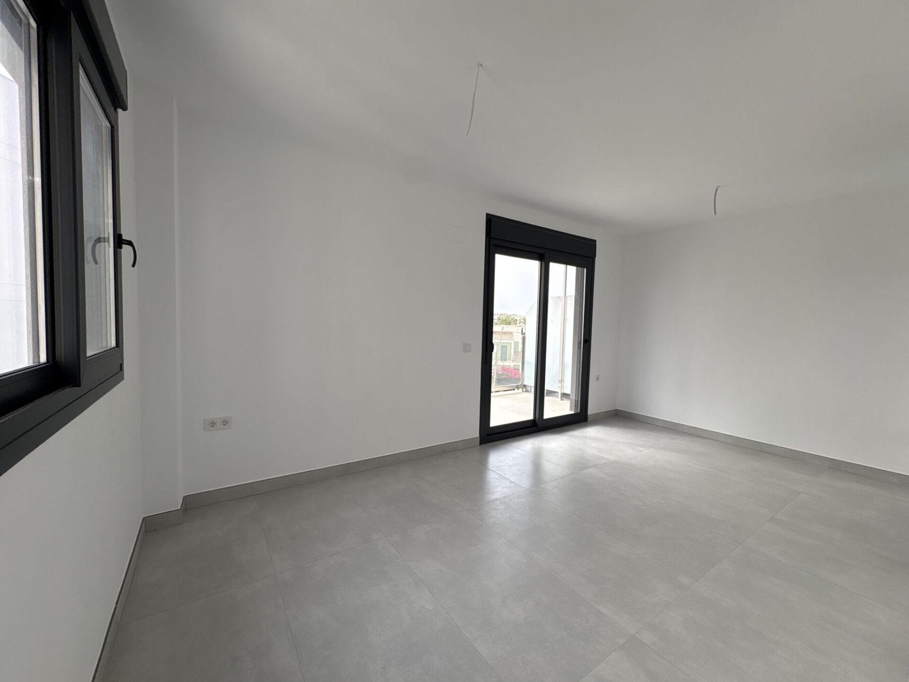 Bright apartment with sea views in Villajoyosa - thumbnail 34