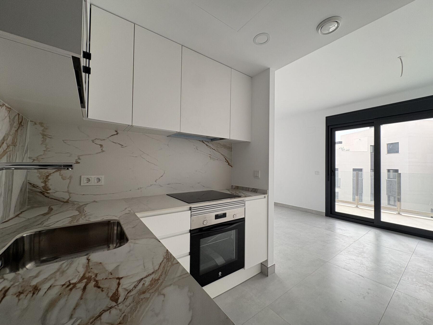 Bright apartment with sea views in Villajoyosa - thumbnail 8