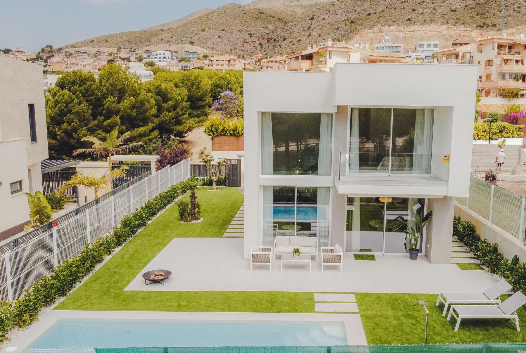 76007-Moderne design vrijstaande villa in Sierra Cortina